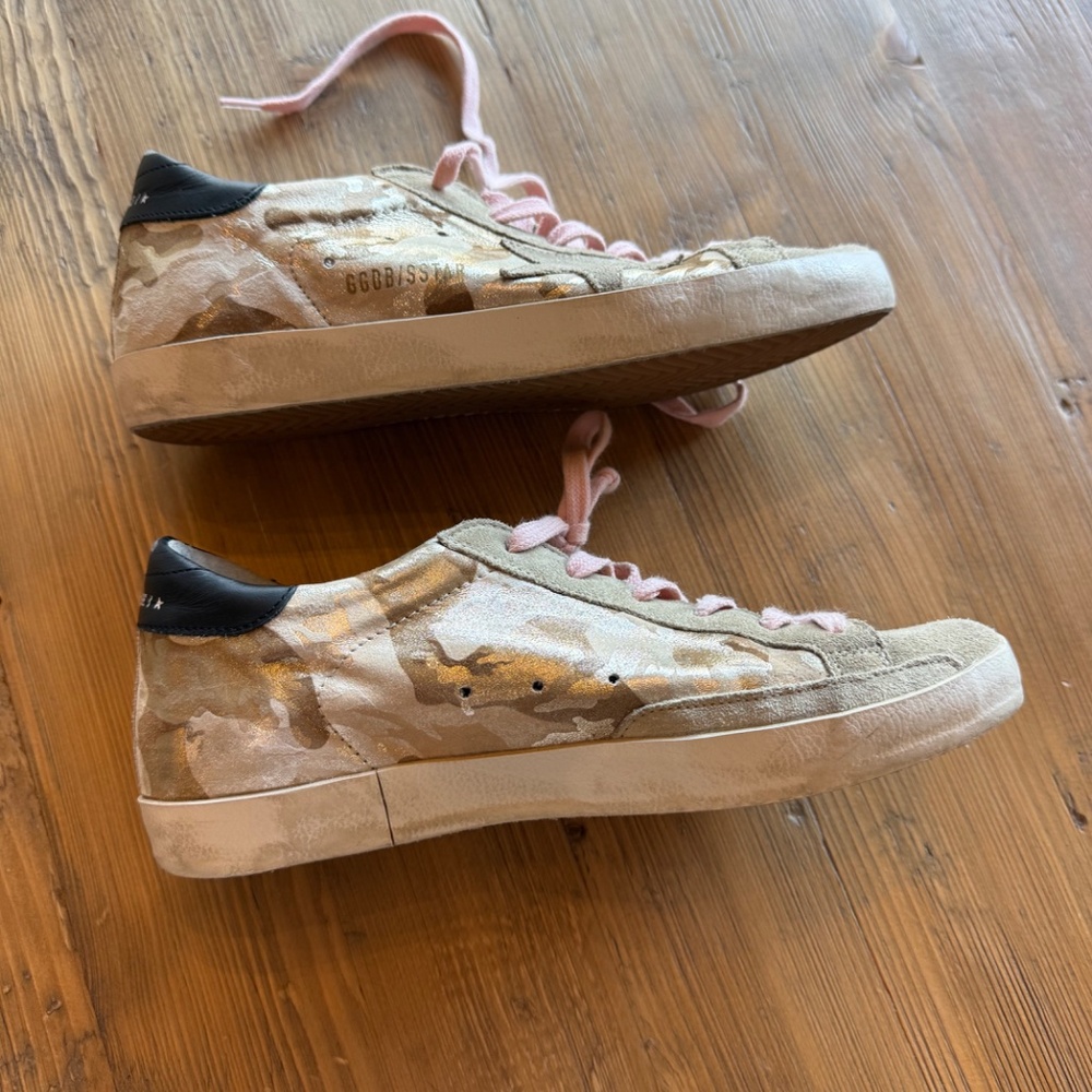 Golden Goose Suede Printed Sneakers - Size 38-8 - Picture 2 of 4